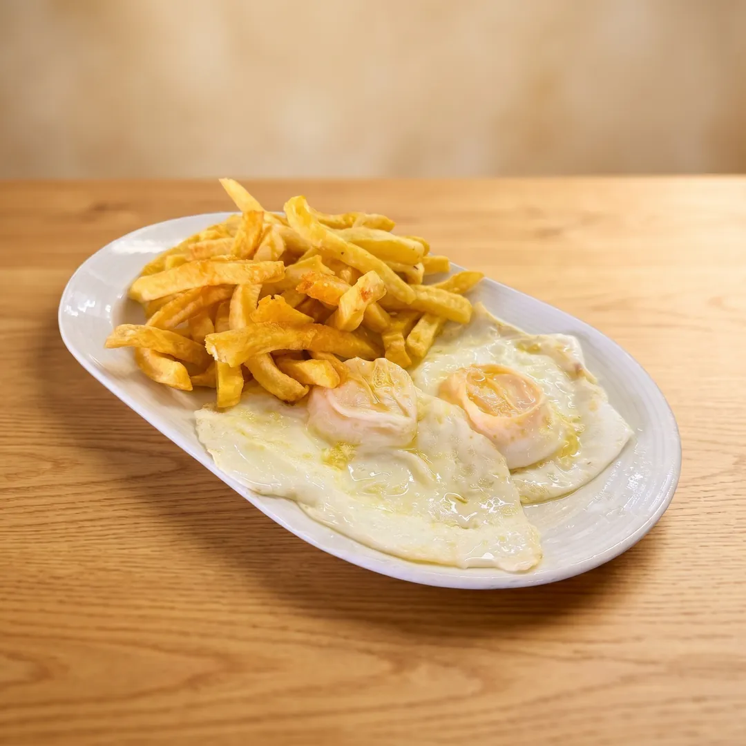 Huevos con patatas